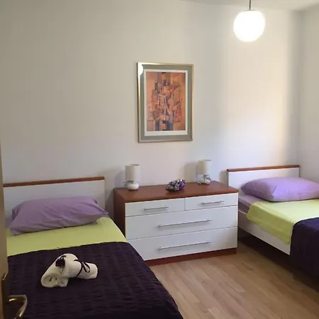 With A Parking Space Stari Grad, Hvar - 13287 * Stari Grad (Hvar)